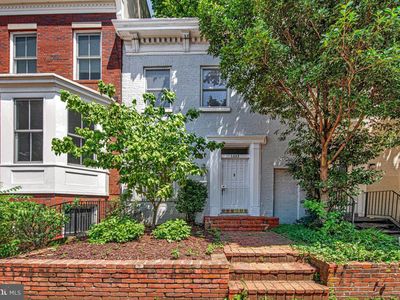 1233 4th St NW