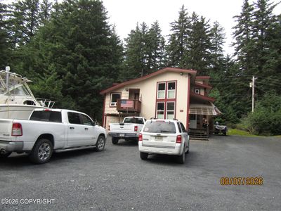 1815 Selief Ln