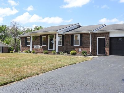 190 Kristi Ln