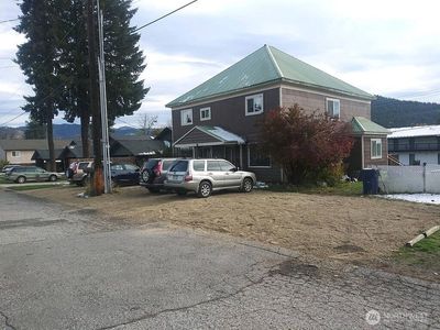 129 W Whitman