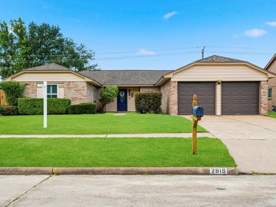 Property at 2819 Heritage Colony Dr, Webster, TX