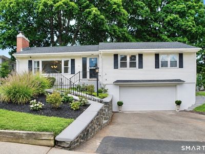 24 Vermont Terrace