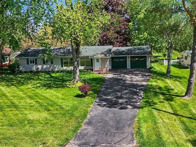 Property at 521 Rust Park Dr, Grand Blanc, MI