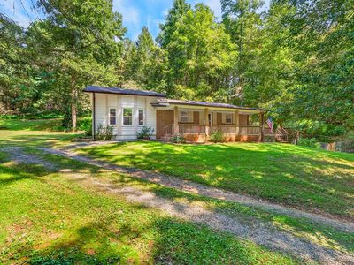 466 Ellington Rd