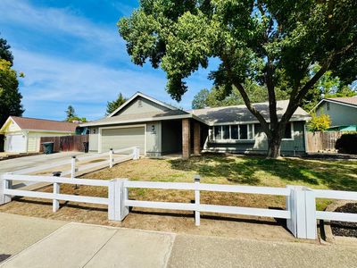 1530 Vista Creek Dr