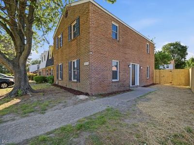 5671 Dodington Ct
