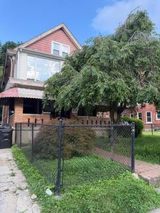 3406 Woodburn Ave