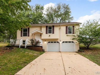 2660 Carolyn Circle Dr
