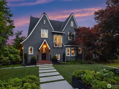 3715 47th Place NE