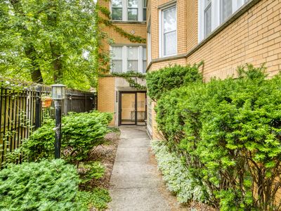 2229 N Kimball Ave APT 2W
