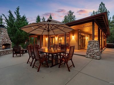 1924 Shady Ln