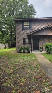 8121 Stonebrook Dr