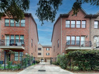 2904 Chenevert St UNIT G