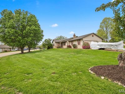 4 Arlington Oaks Dr