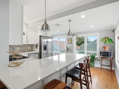 19 Wright Ave #3