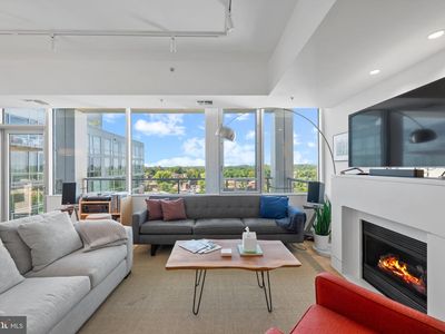 6820 Wisconsin Ave #7006