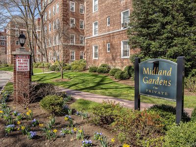 6 Midland Gardens #4B