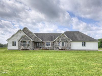 9490 Cedar Rd