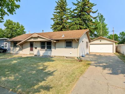 2006 NW California Dr