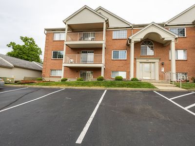 5769 Cheviot Rd APT 2A