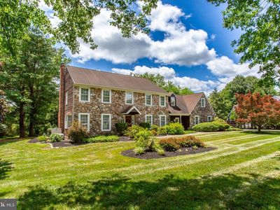 950 Camelot Rd