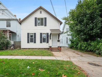 3846 Marvin Ave