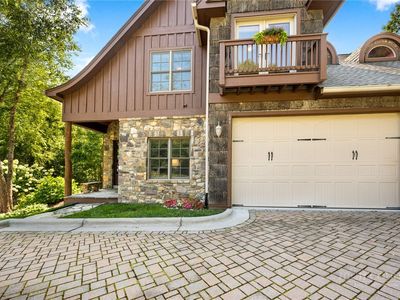 145 Mill Pond Manor Drive #8