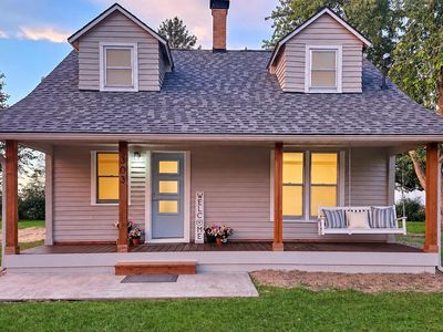 303 Cedar St