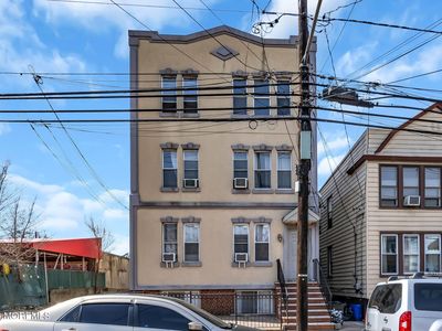305 Cator Avenue #B
