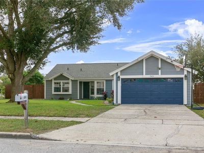 7421 Crooked Lake Cir