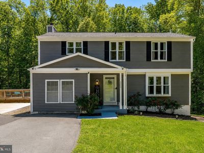 8085 Gracie Dr