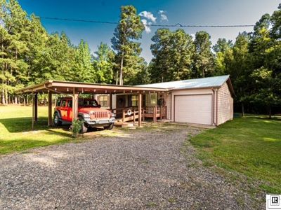 10631 Magnolia Hwy