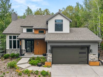 8020 Springshire Dr