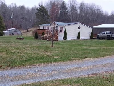 671 Phillippi Hollow Rd