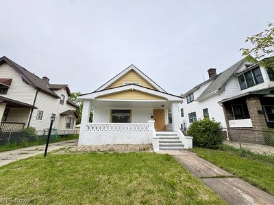12013 Gay Ave