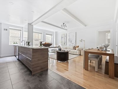 241 W 97th St APT 4L