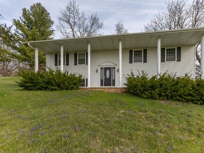 25 Oak Grove Rd