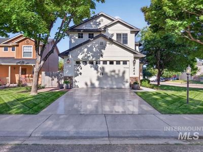 6484 S Mistyglen Ave