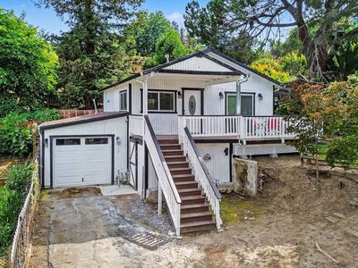 2165 James St