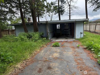 1284 Dines Point Road