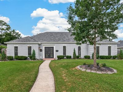 5007 Forest Nook Ct