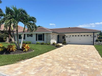 2220 EL CERITO COURT