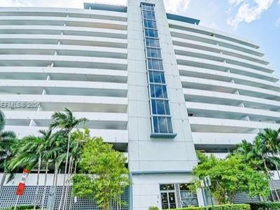 36 NW 6th Ave APT 603