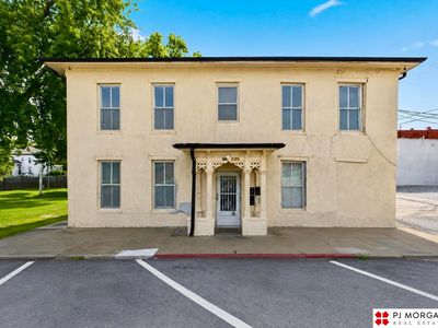 114 N 7th St
