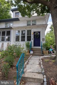 203 Crestmont Ter