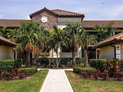 5558 PALMER CIRCLE #101
