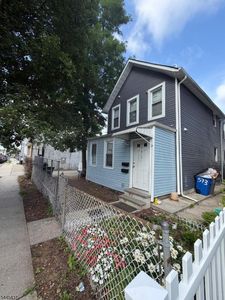 573 Valley St