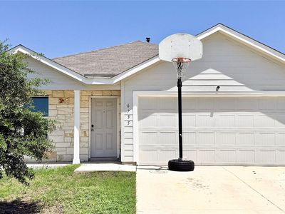 6735 Carlton Crst