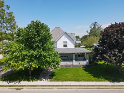 128 E Main St