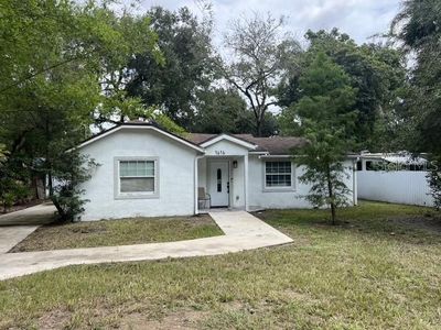 1616 E MARKS DRIVE